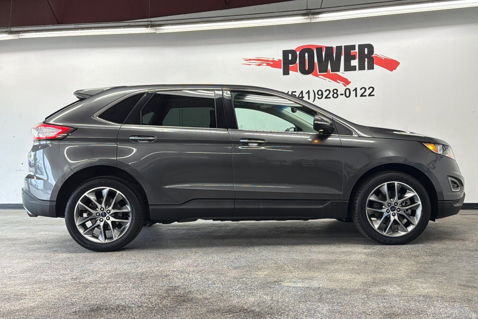 2017 Ford Edge Titanium