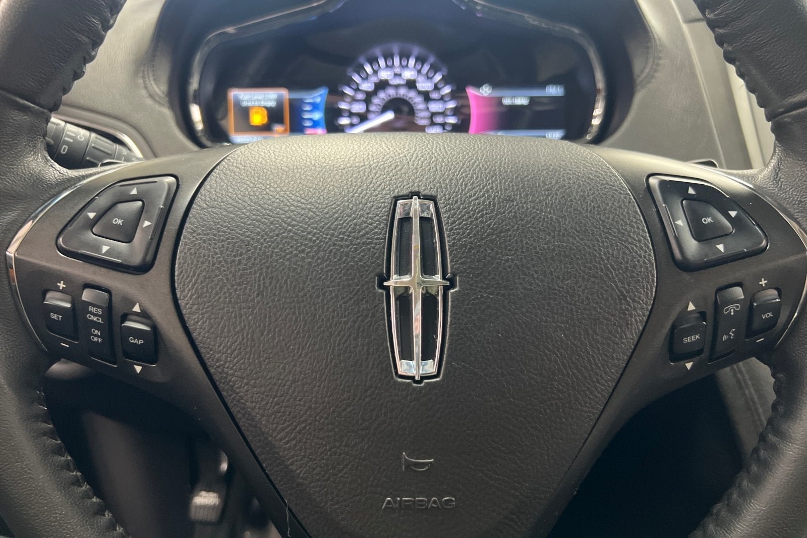 2019 Lincoln MKT Standard