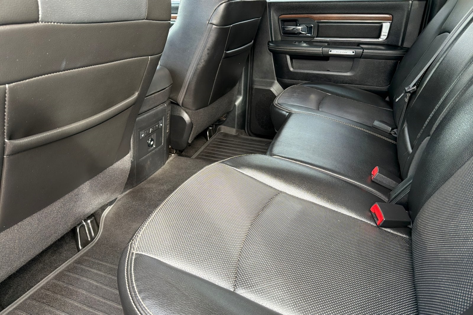 2014 RAM 3500 Laramie