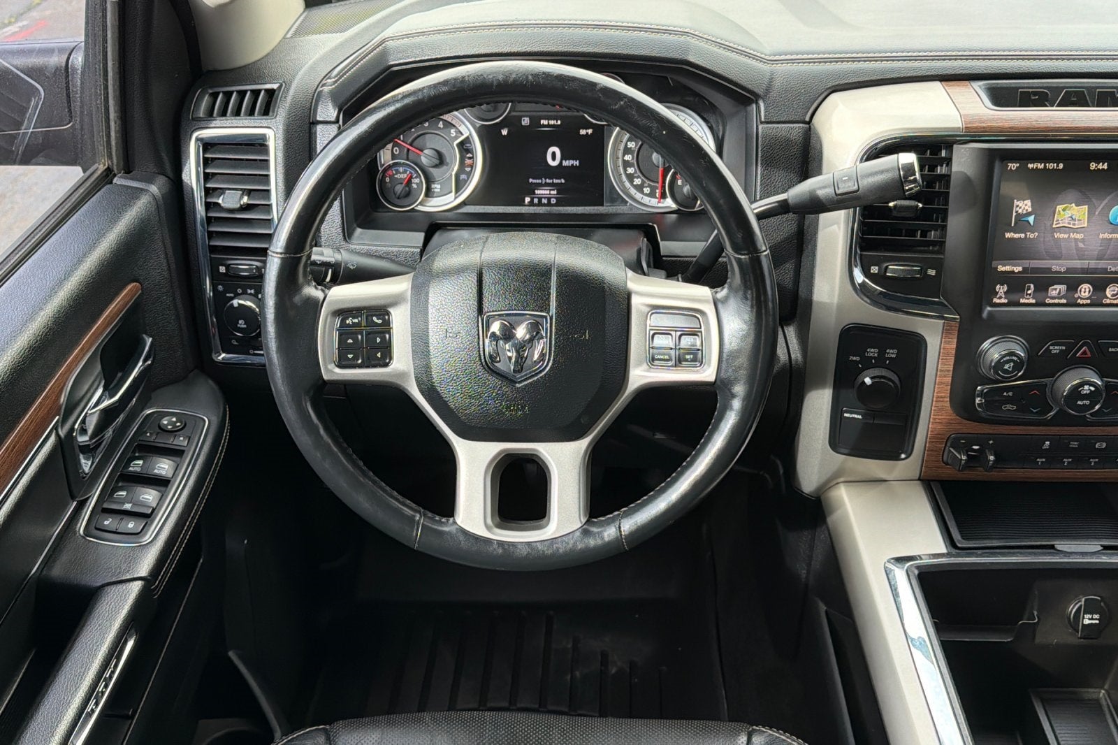 2014 RAM 3500 Laramie