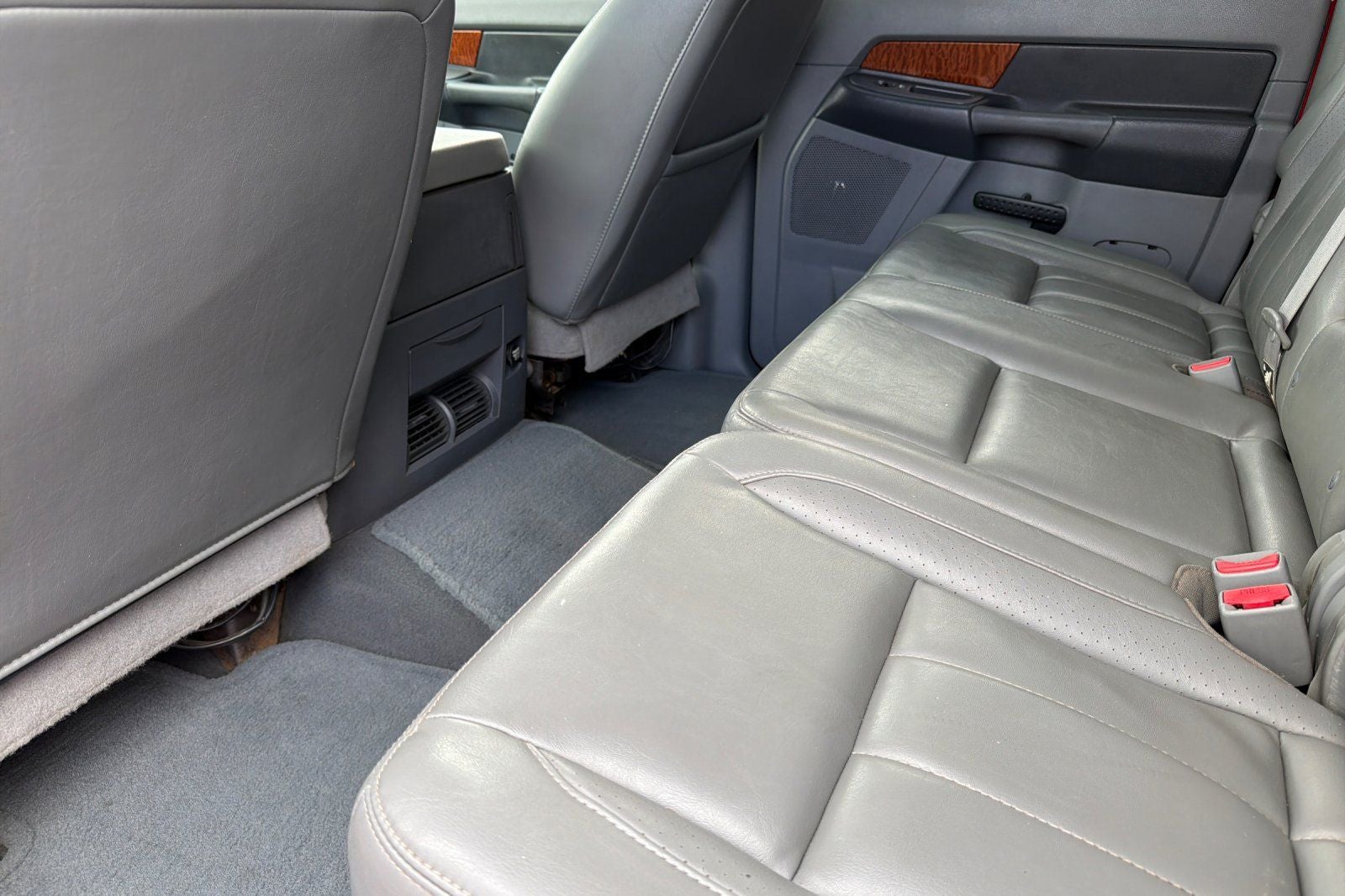 2007 Dodge Ram 2500 Mega Cab
