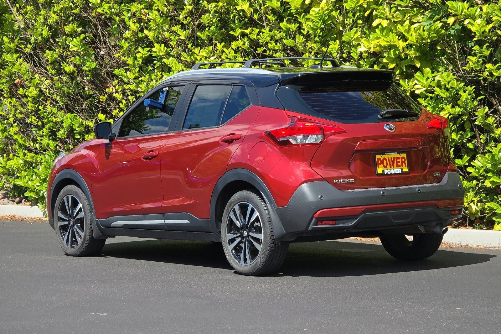 2020 Nissan Kicks SR