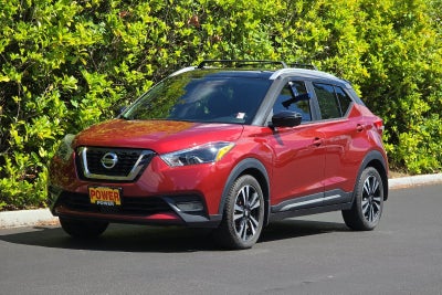 2020 Nissan Kicks SR