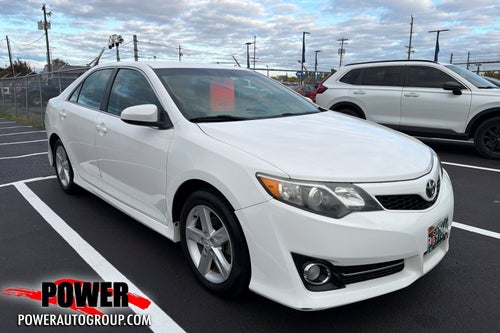 2014 Toyota Camry SE