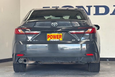 2025 Toyota Camry SE