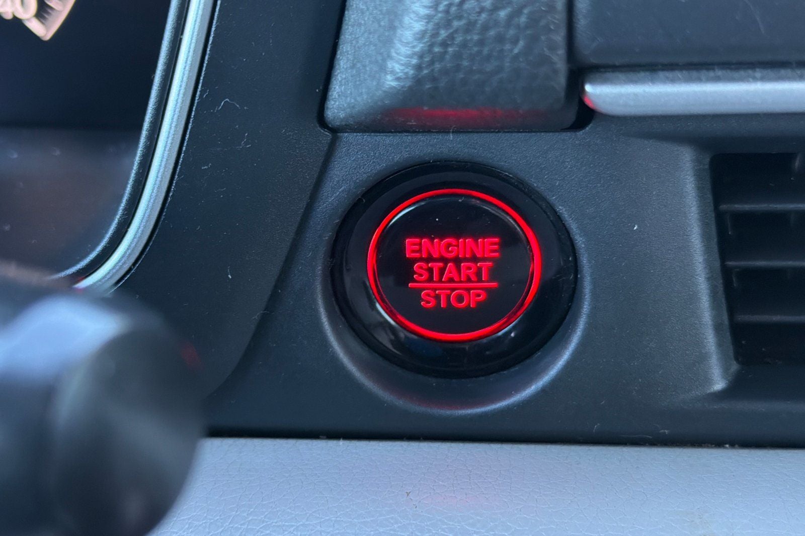 2023 Honda Pilot LX