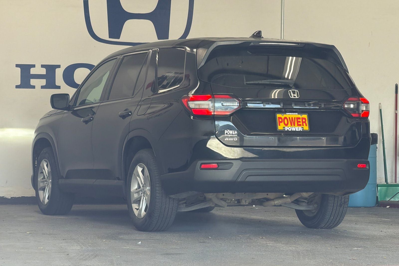 2023 Honda Pilot LX