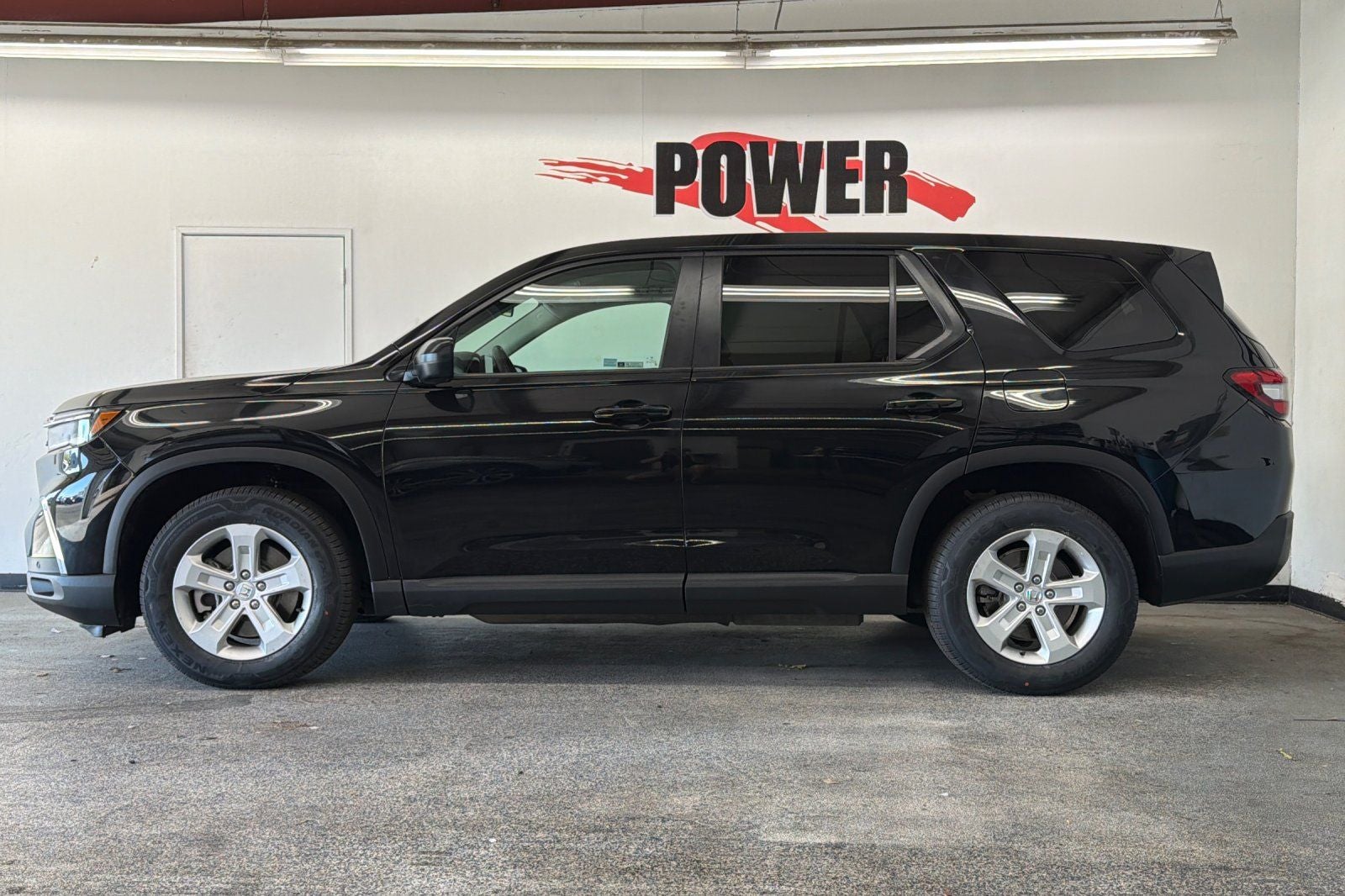 2023 Honda Pilot LX