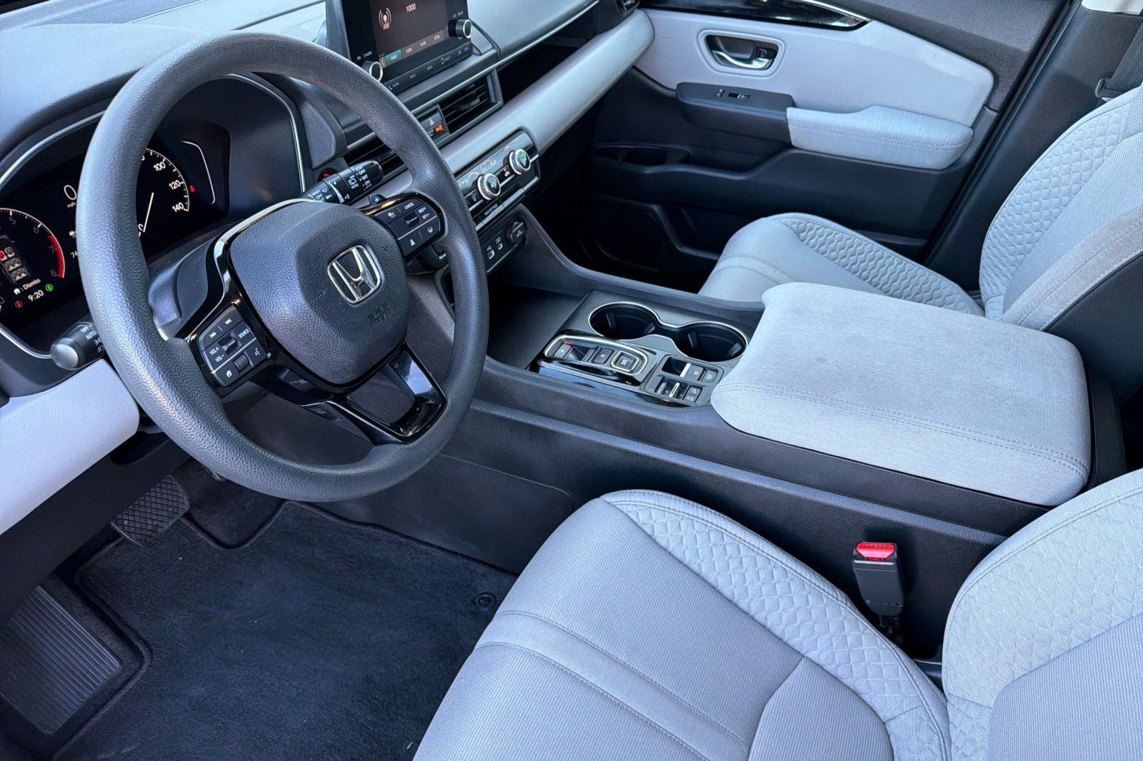 2023 Honda Pilot LX