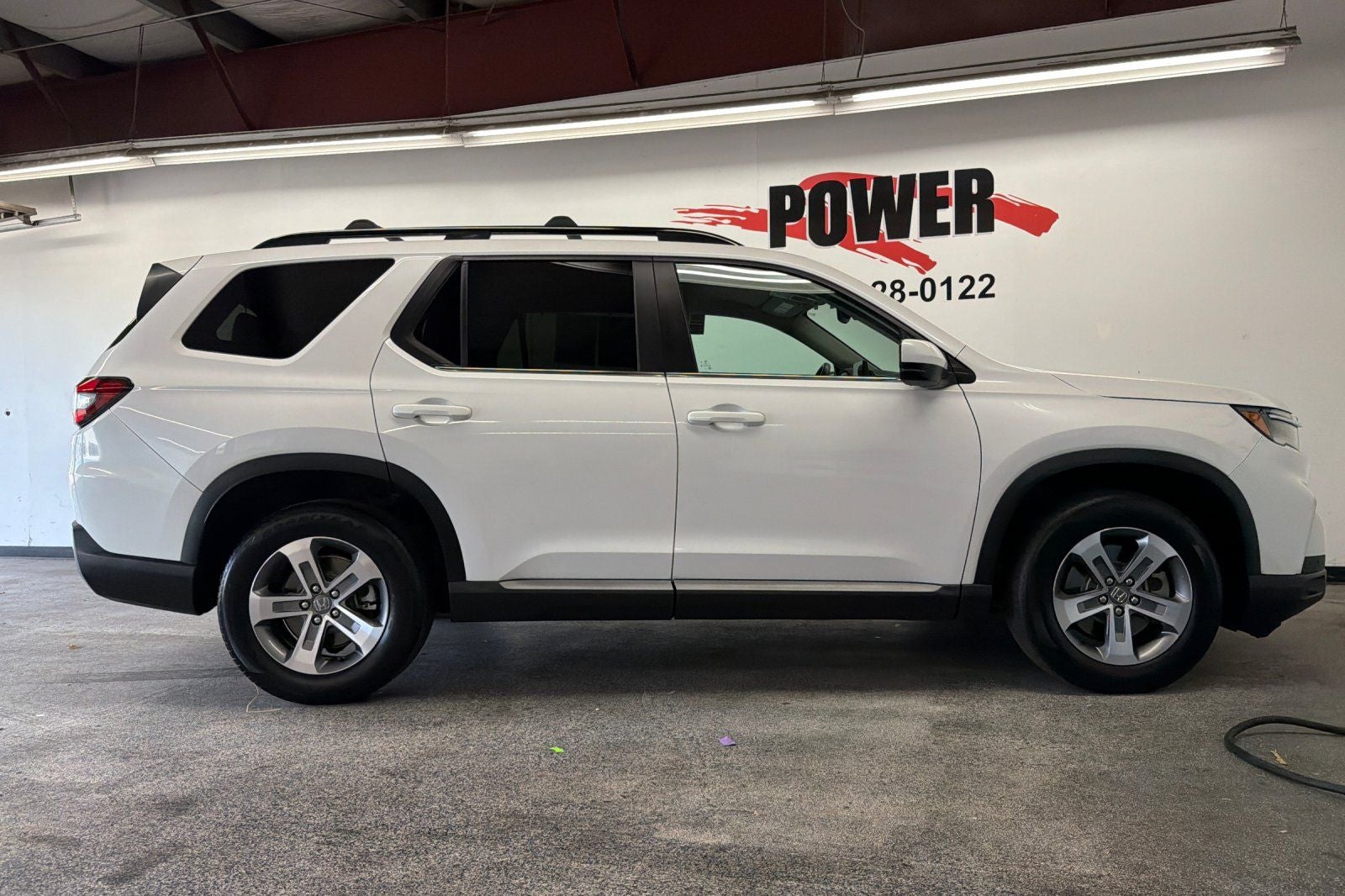 2023 Honda Pilot EX-L 8 Passenger