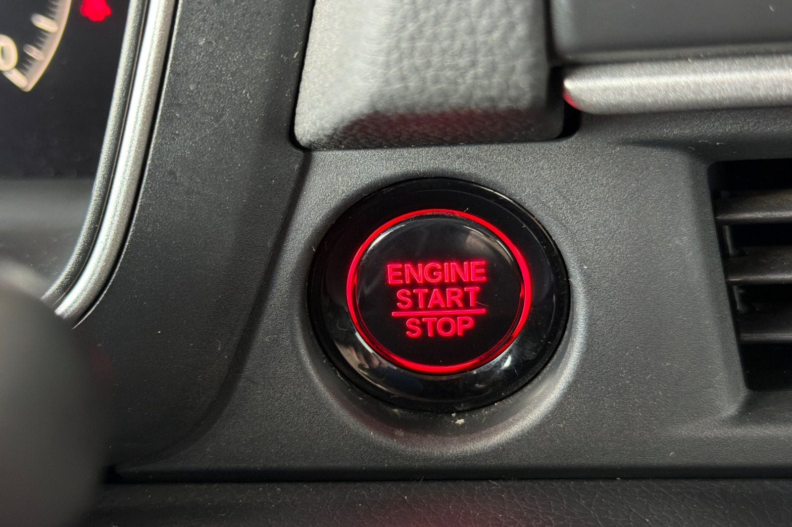 2023 Honda Pilot EX-L 8 Passenger