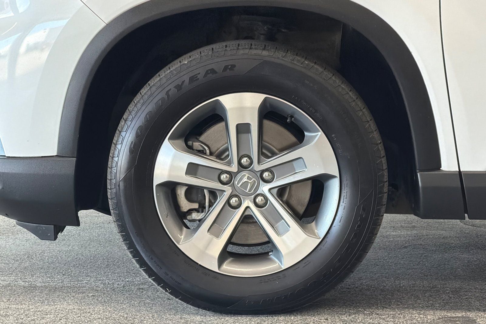 2023 Honda Pilot EX-L 8 Passenger