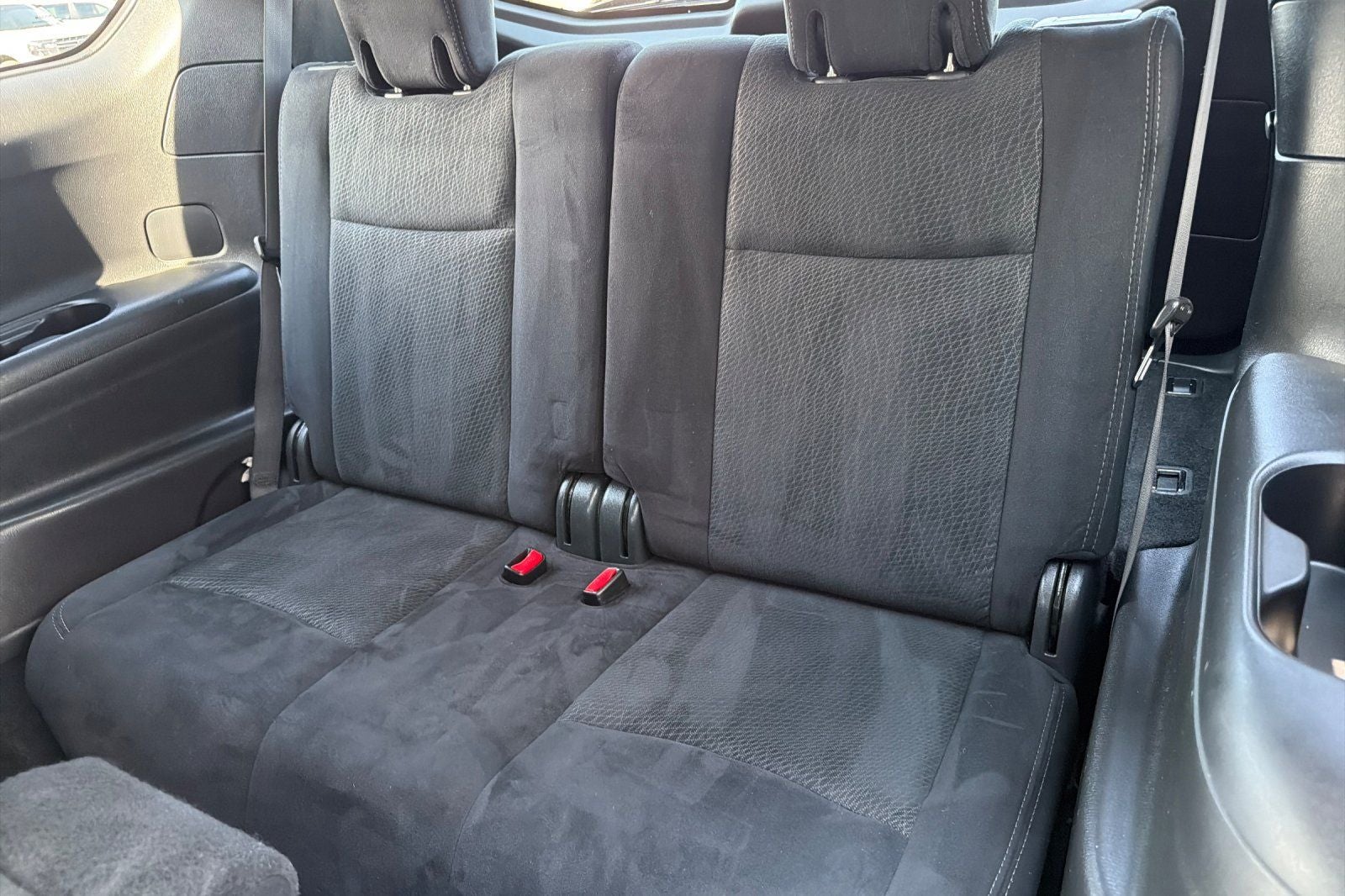 2015 Nissan Pathfinder SV