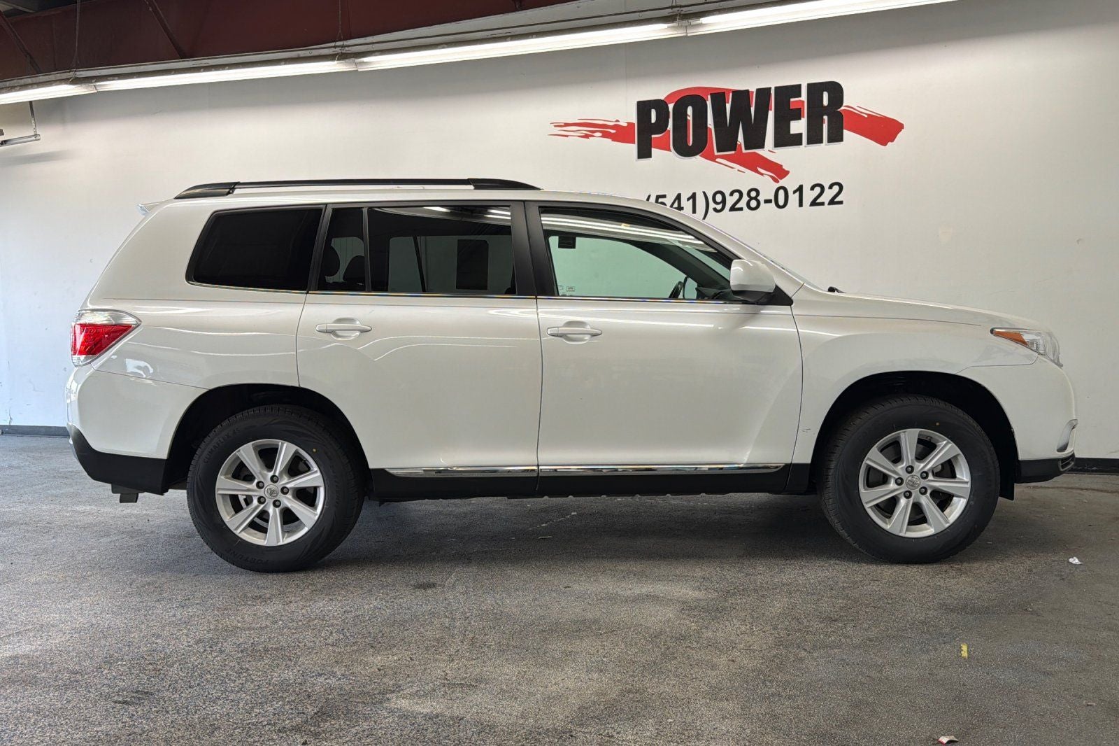 2012 Toyota Highlander SE