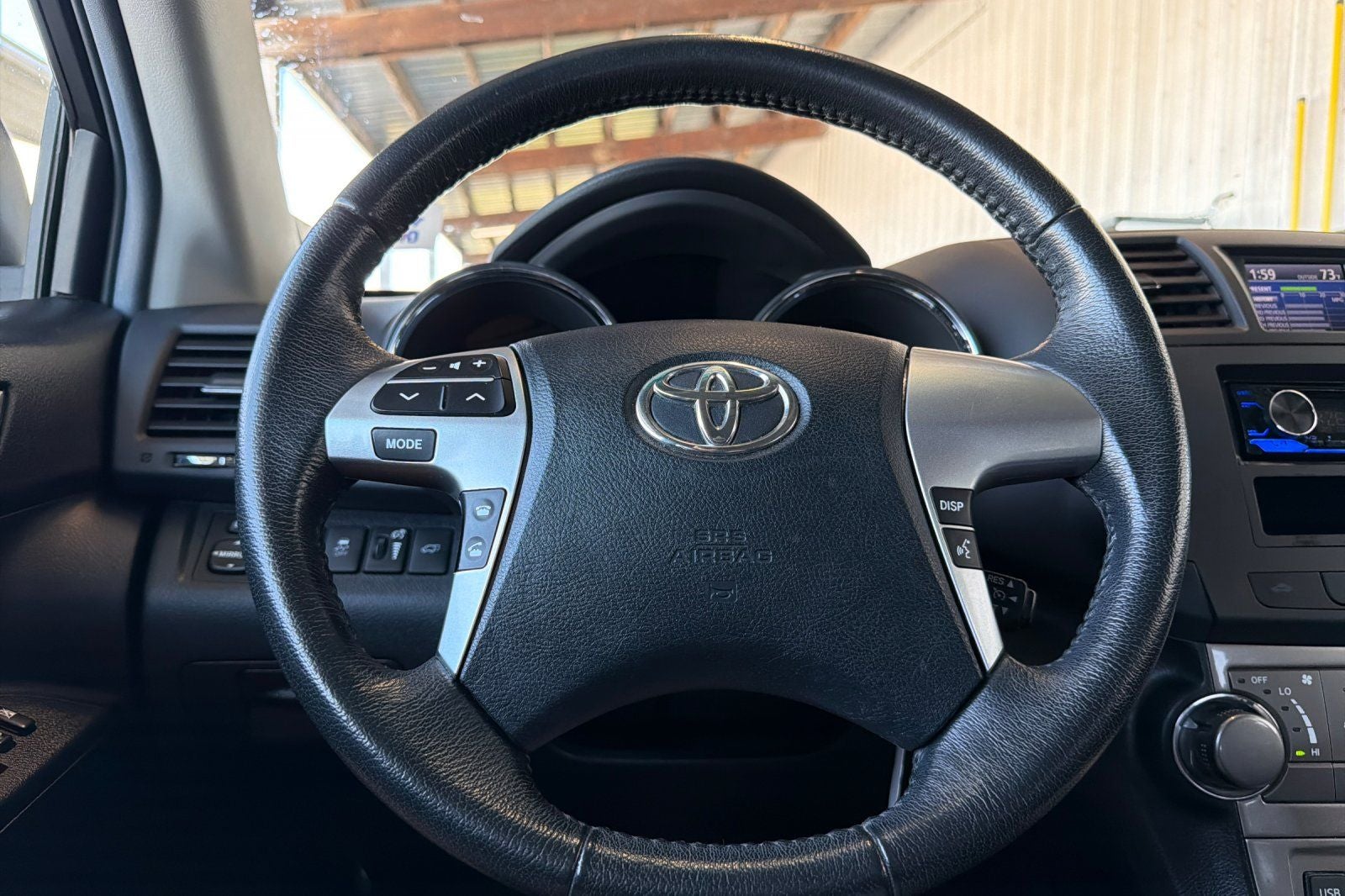 2012 Toyota Highlander SE
