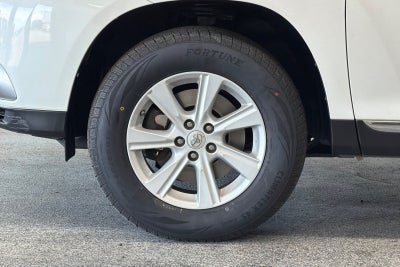 2012 Toyota Highlander SE