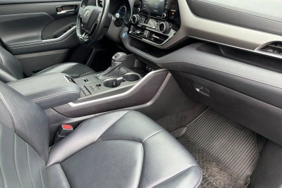2021 Toyota Highlander Hybrid XLE