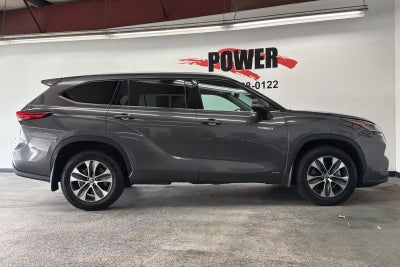 2021 Toyota Highlander Hybrid XLE