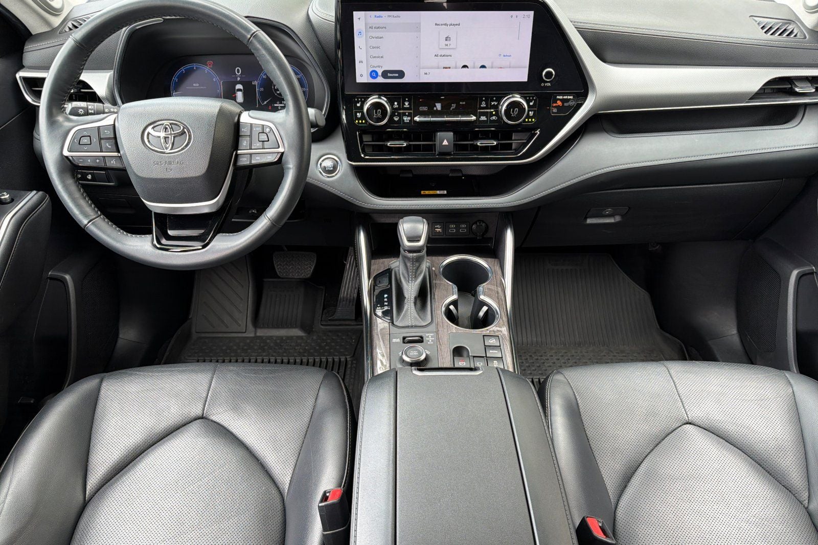 2023 Toyota Highlander Platinum