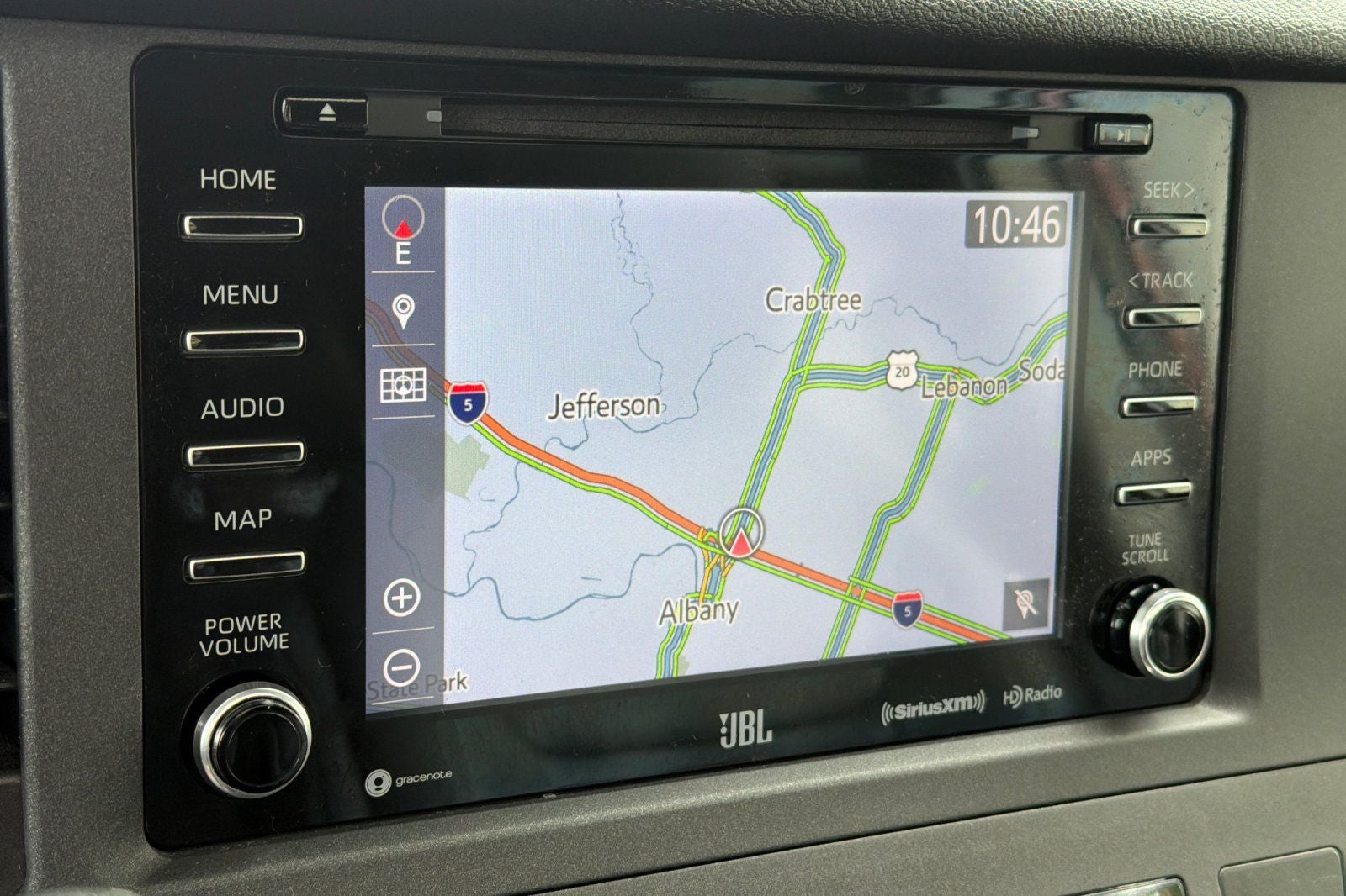 2019 Toyota Sienna SE 8 Passenger