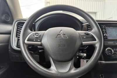 2018 Mitsubishi Outlander ES