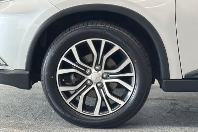 2018 Mitsubishi Outlander ES