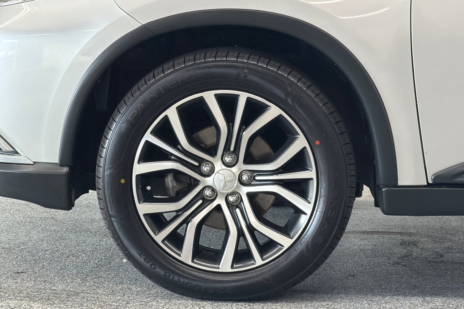 2018 Mitsubishi Outlander ES