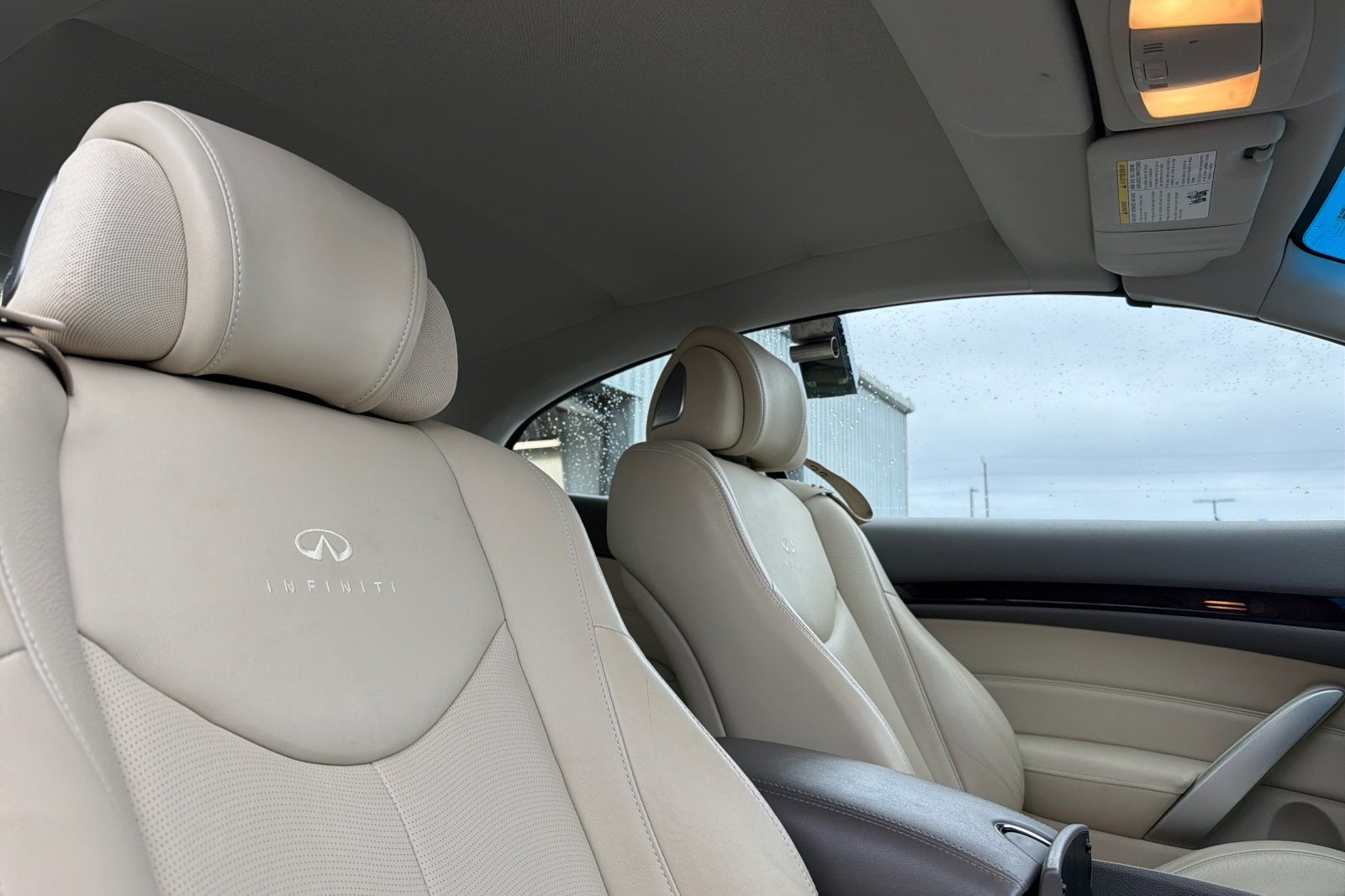 2011 INFINITI G37 Base