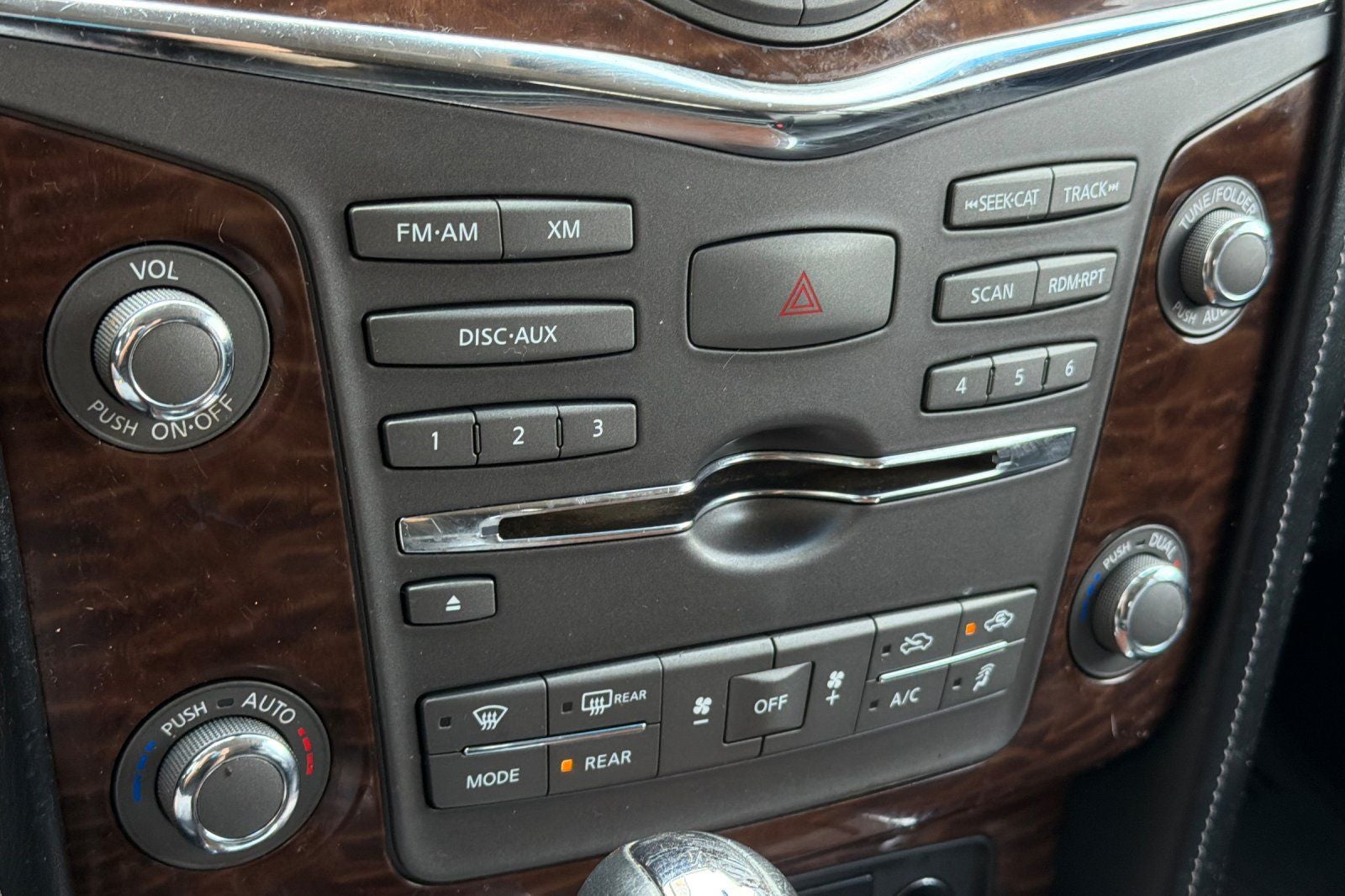 2017 Nissan Armada Platinum