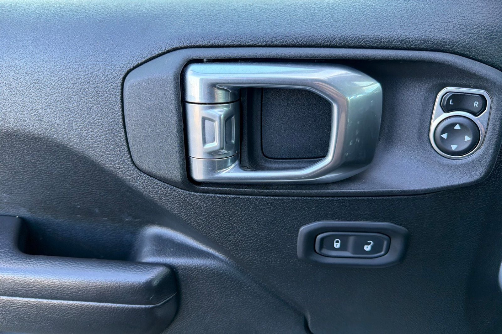 2021 Jeep Wrangler Base