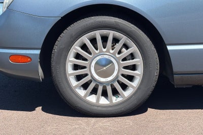 2005 Ford Thunderbird Base