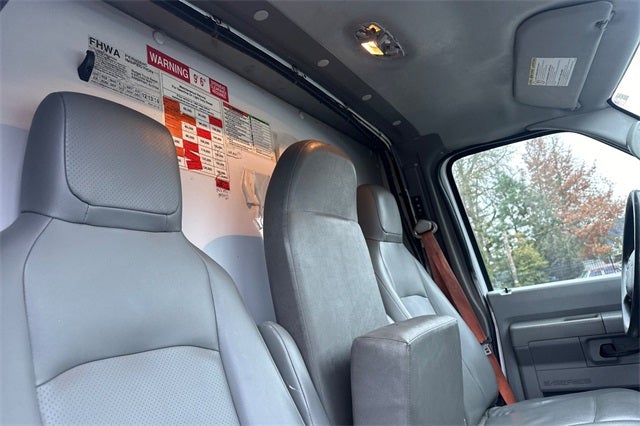 2014 Ford E-350SD Base Cutaway