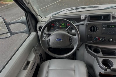 2016 Ford E-350 16 foot box van