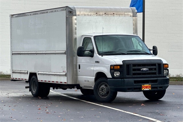 2016 Ford E-350 16 foot box van