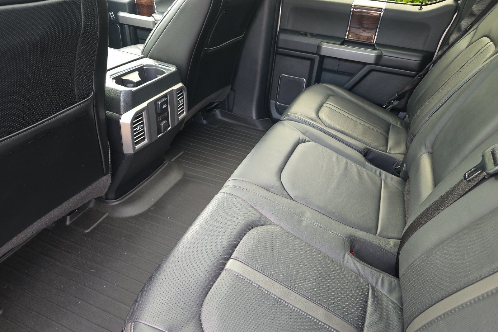 2015 Ford F-150 Platinum
