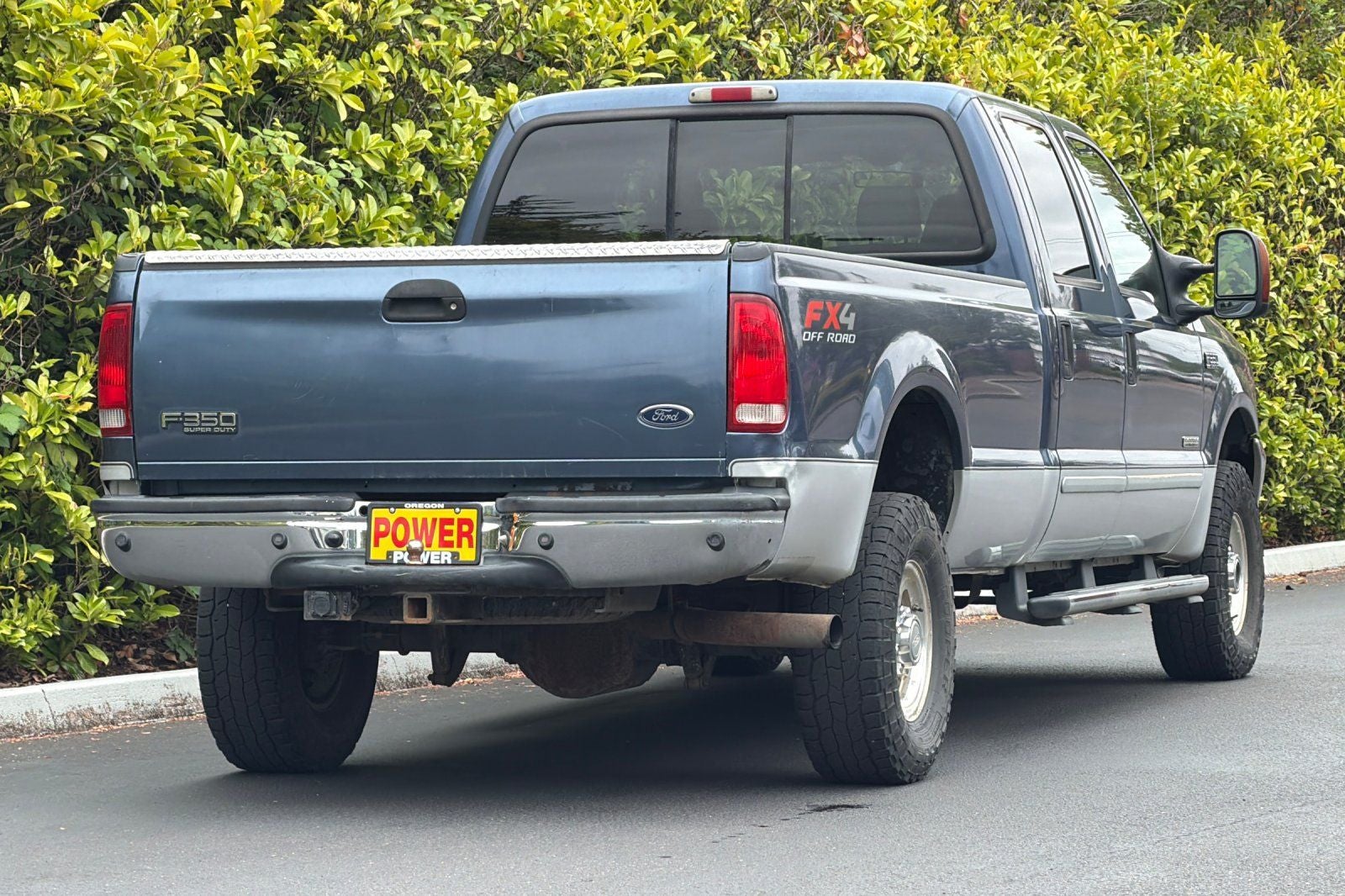 2004 Ford F-350SD Lariat