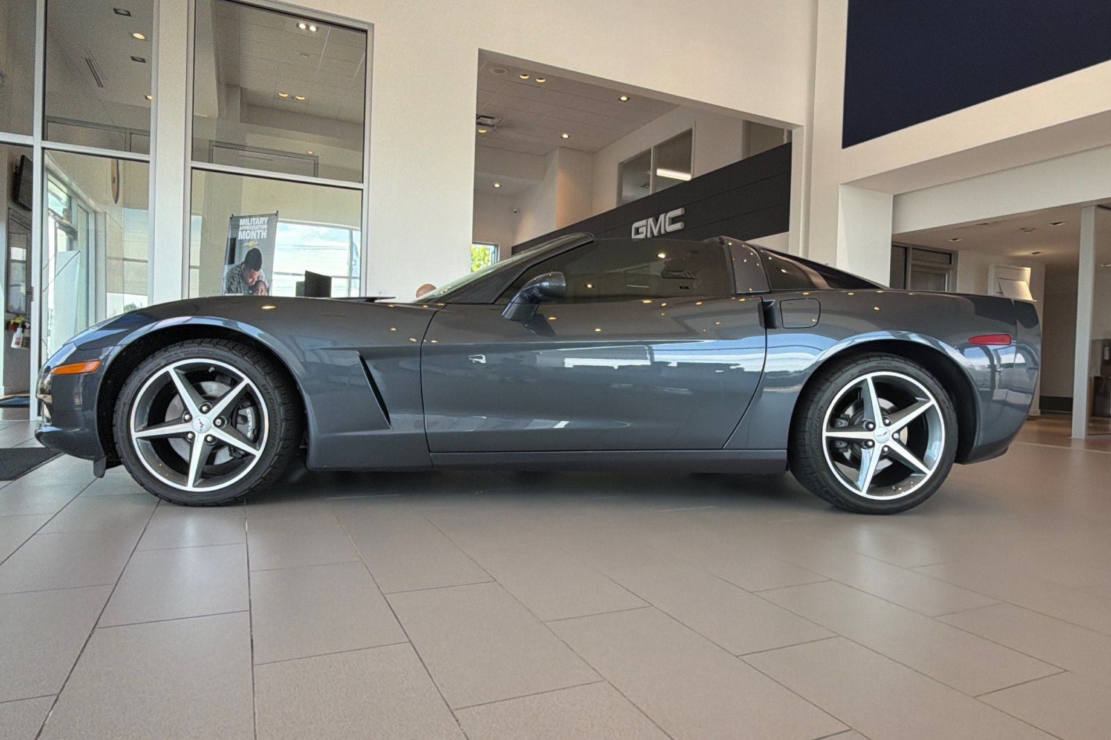 2012 Chevrolet Corvette Base 1LT