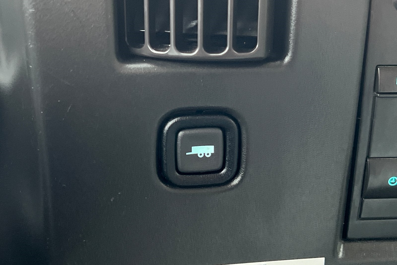 2017 Chevrolet Express 4500 Base Cutaway