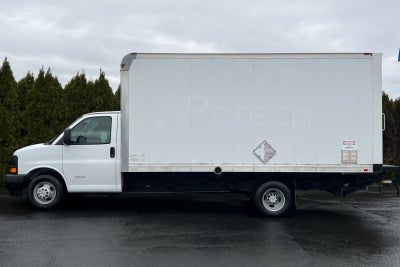 2017 Chevrolet Express 4500 Base Cutaway