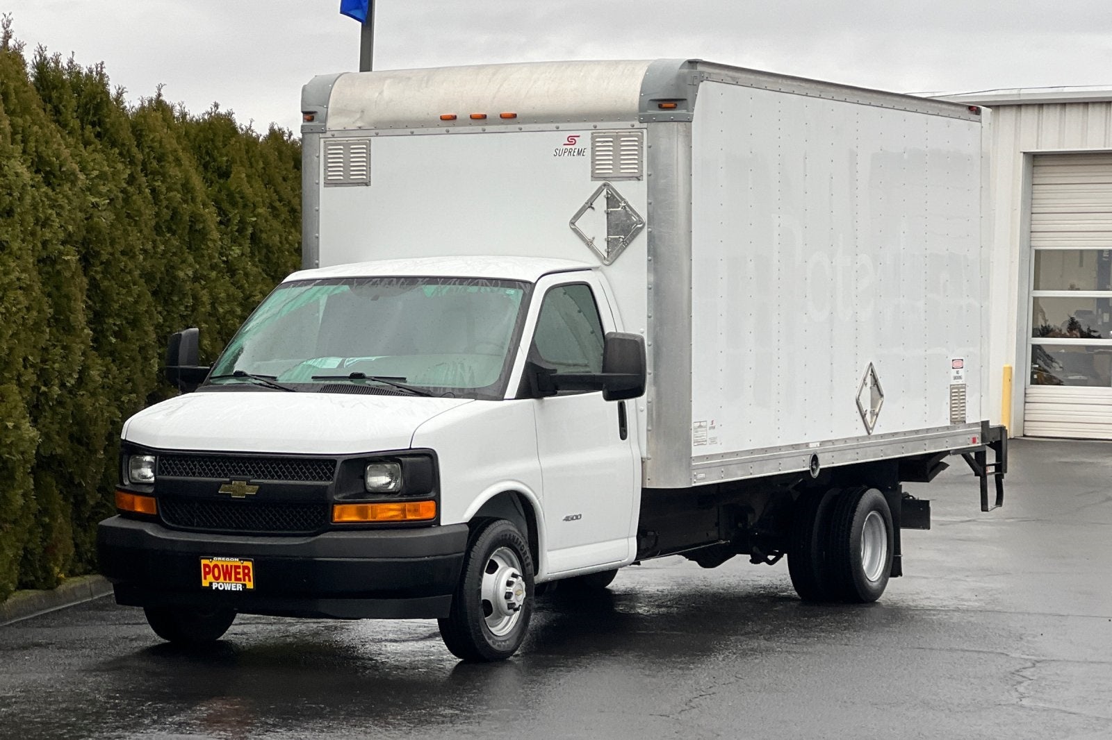 2017 Chevrolet Express 4500 Base Cutaway