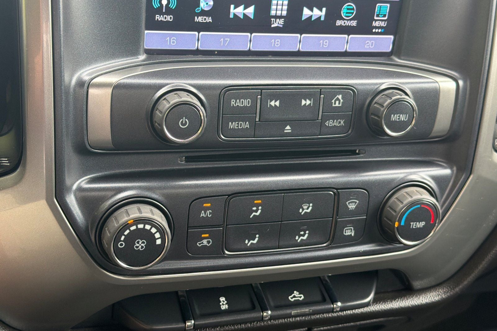 2018 Chevrolet Silverado 1500 LT LT1