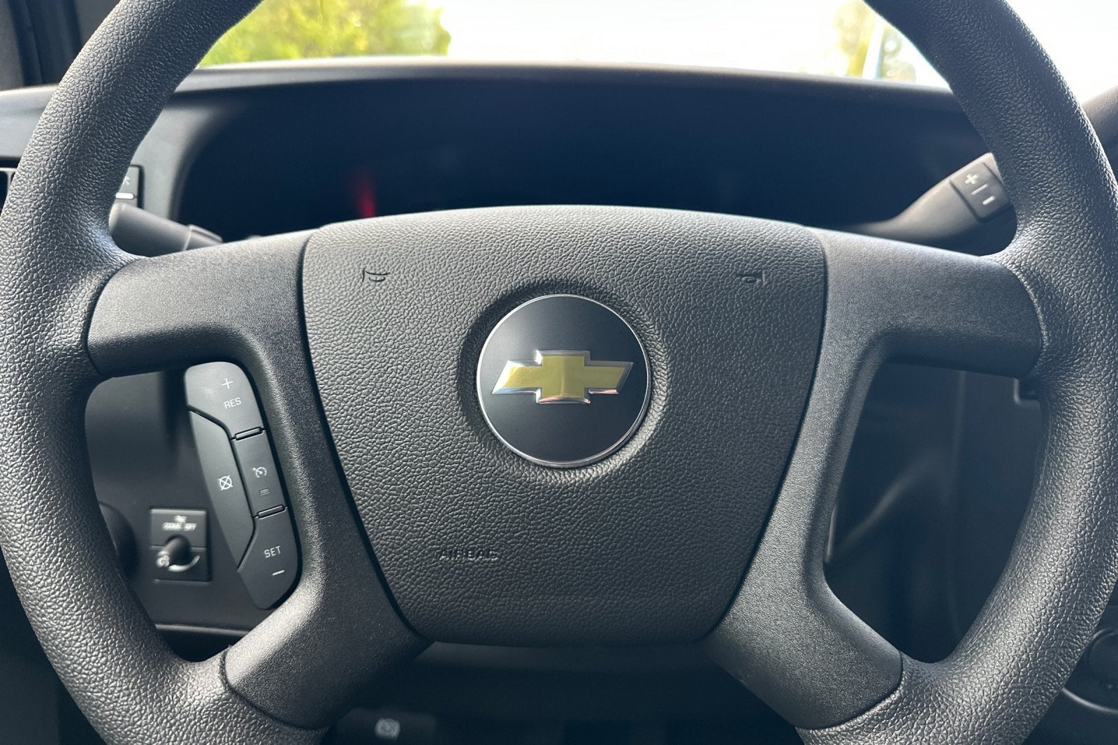 2025 Chevrolet Express 2500 Work Van Cargo