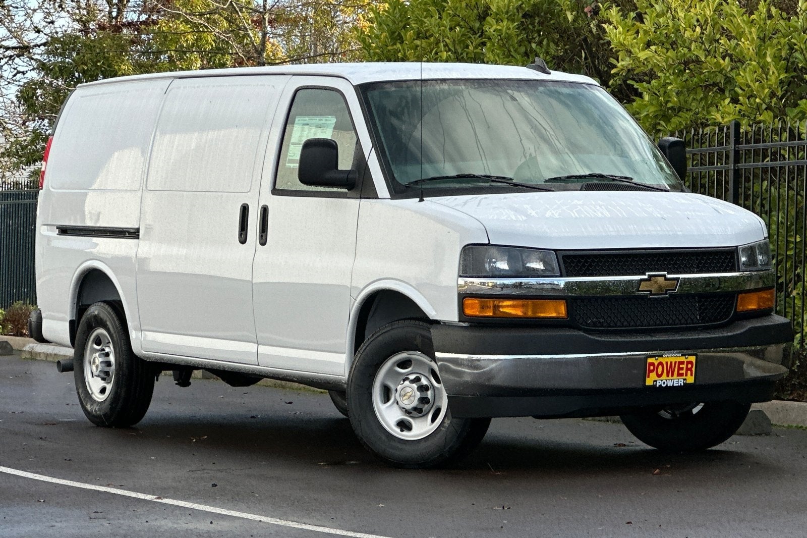 2025 Chevrolet Express 2500 Work Van Cargo