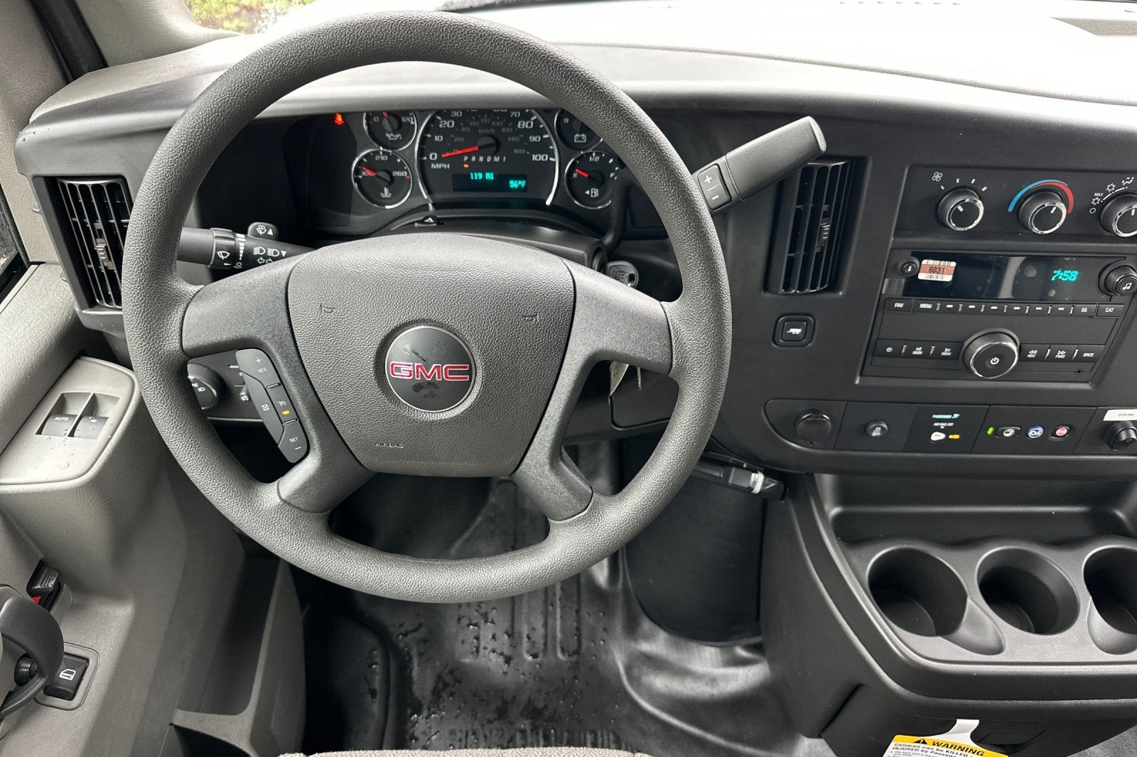 2025 GMC Savana 3500 Work Van