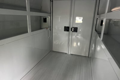 2025 GMC Savana 3500 Work Van