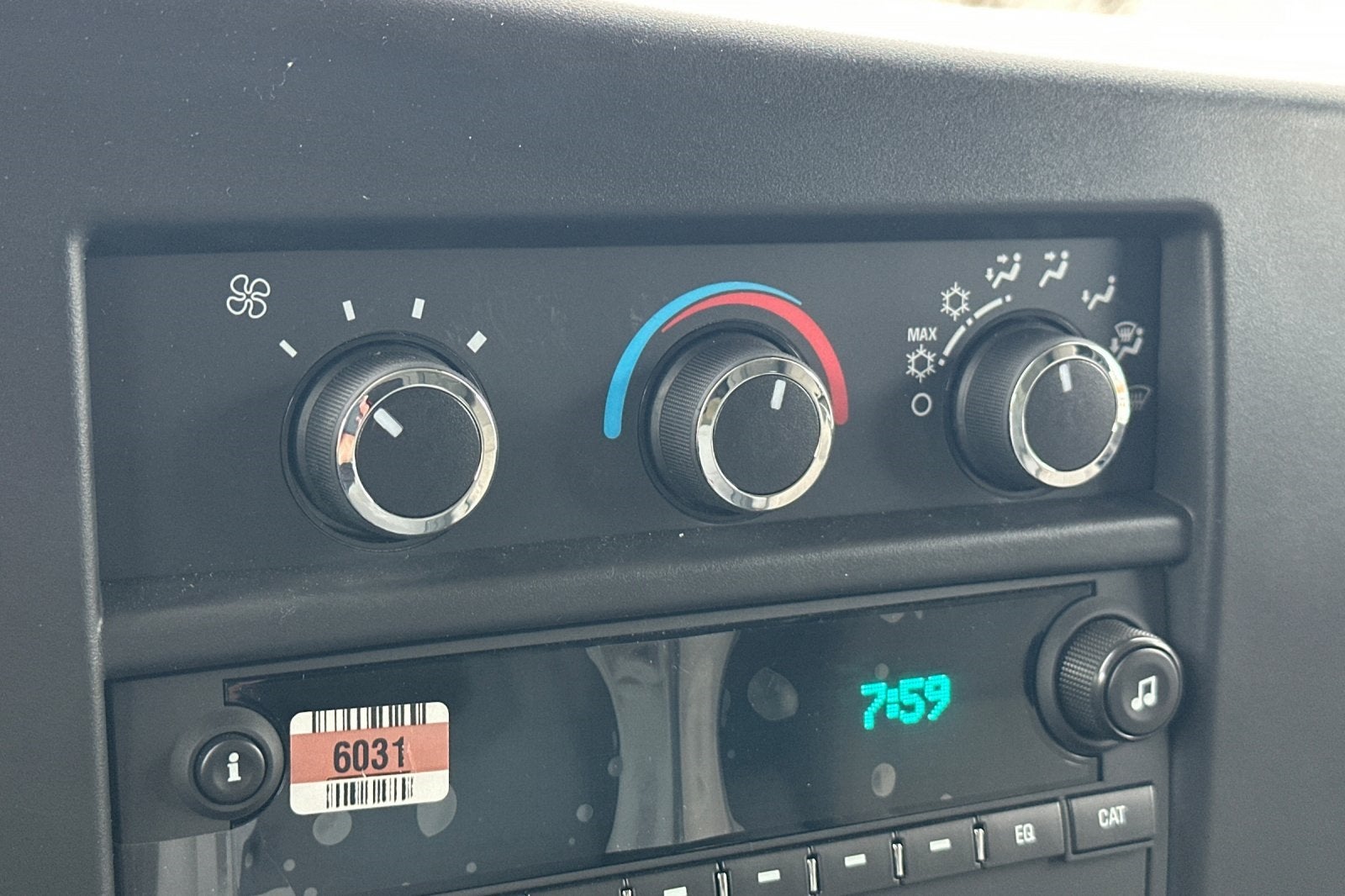 2025 GMC Savana 3500 Work Van