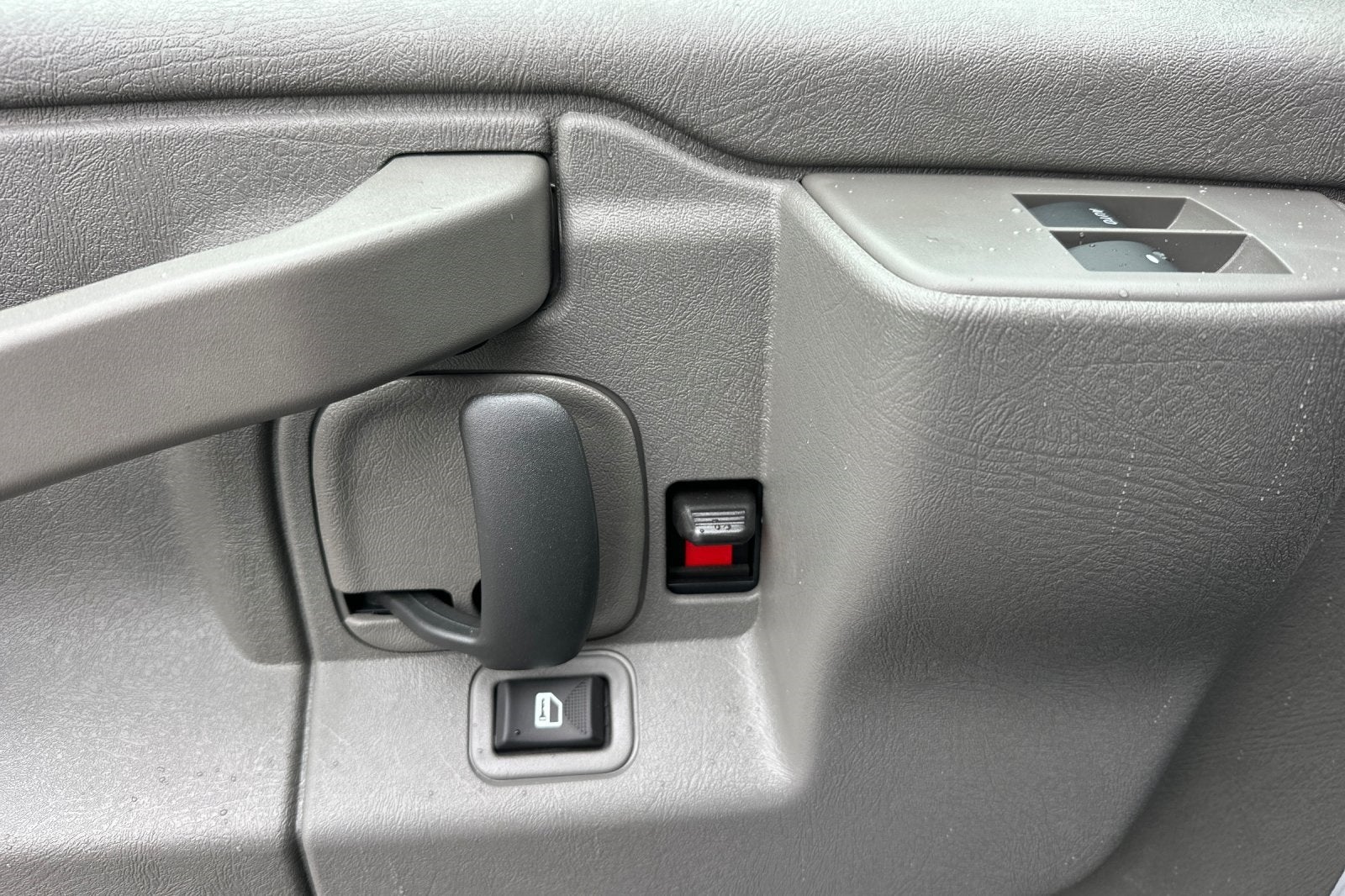 2025 GMC Savana 3500 Work Van