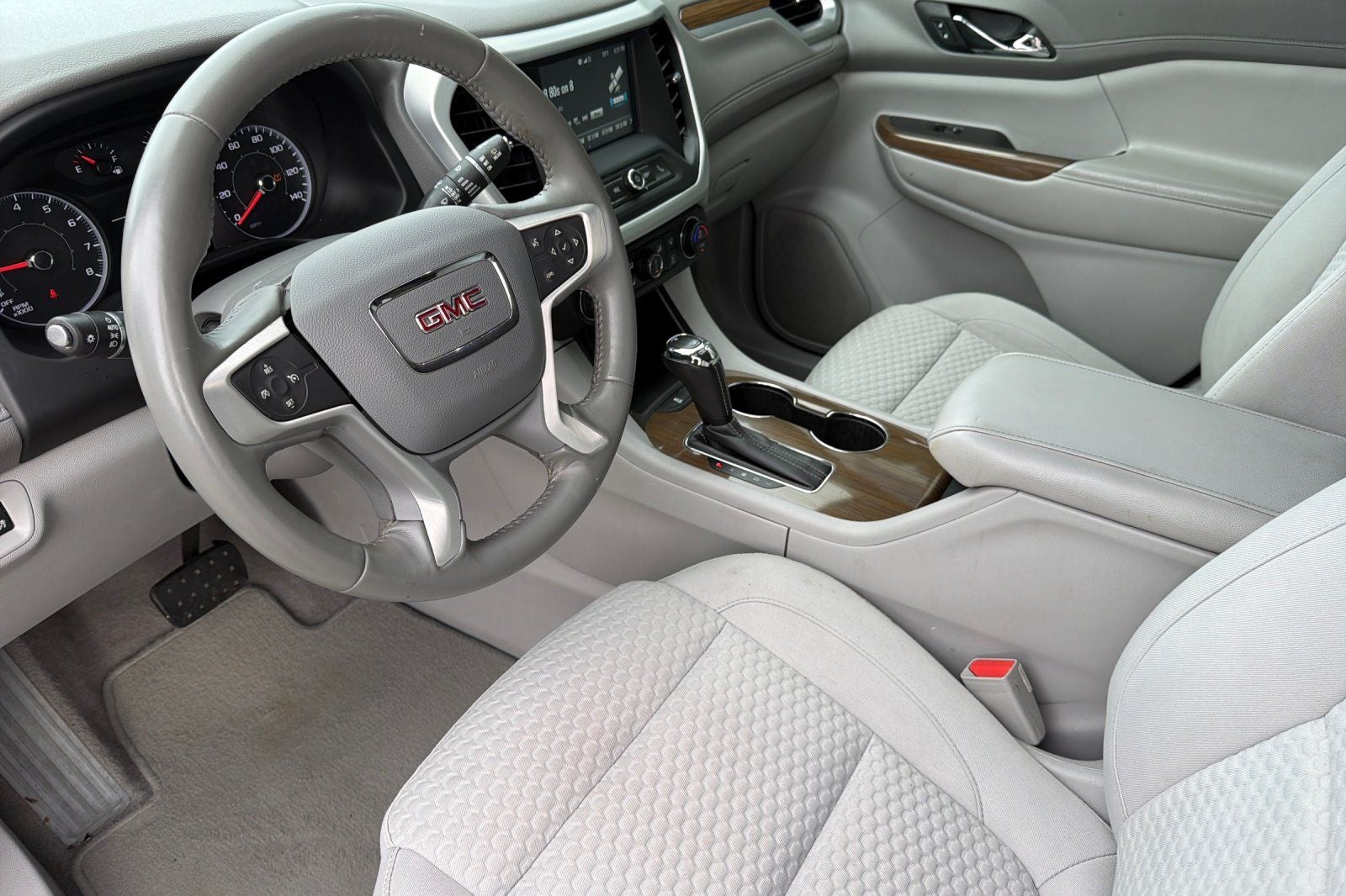 2019 GMC Acadia SLE-1