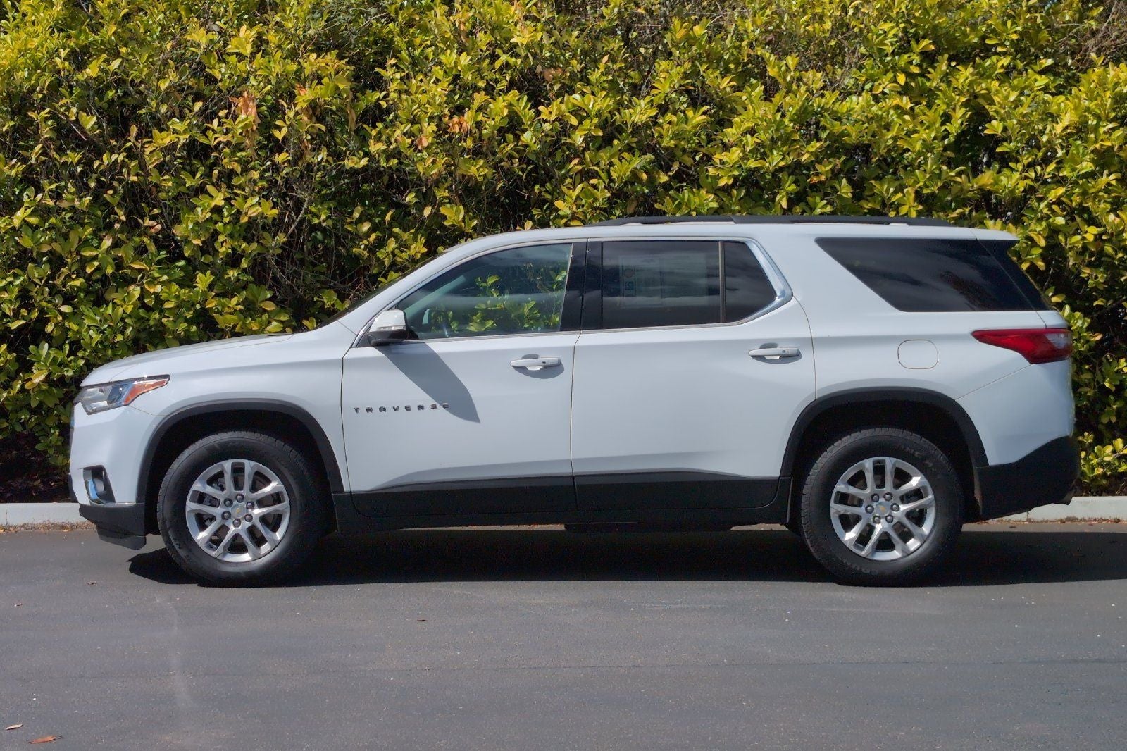 2021 Chevrolet Traverse LT Cloth w/2FL