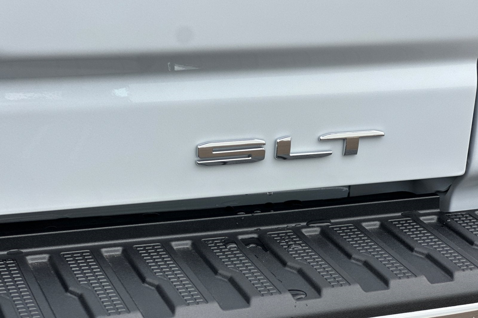 2026 GMC Sierra 3500HD SLT